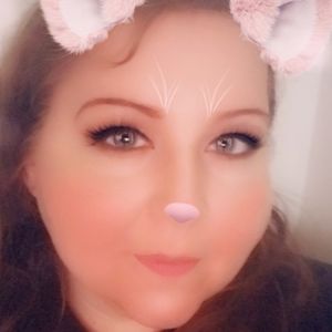 Meet your Posher, Traci